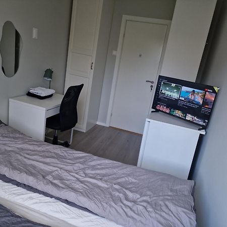 Privat Room In Shared 3 Rooms Apartment Manglerud Oslo Extérieur photo